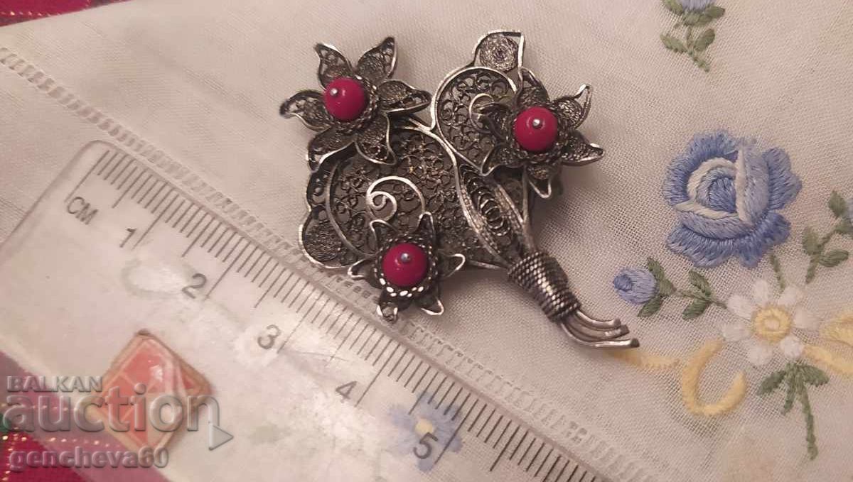 Antique filigree brooch, silver, red coral - Czechoslovakia - 6 Antique filigree brooch, silver, red coral - Czechoslovakia - 6