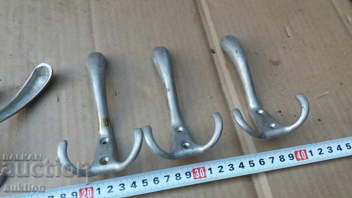 LOT OF 5 SOLID BRONZE HANGERS - 6