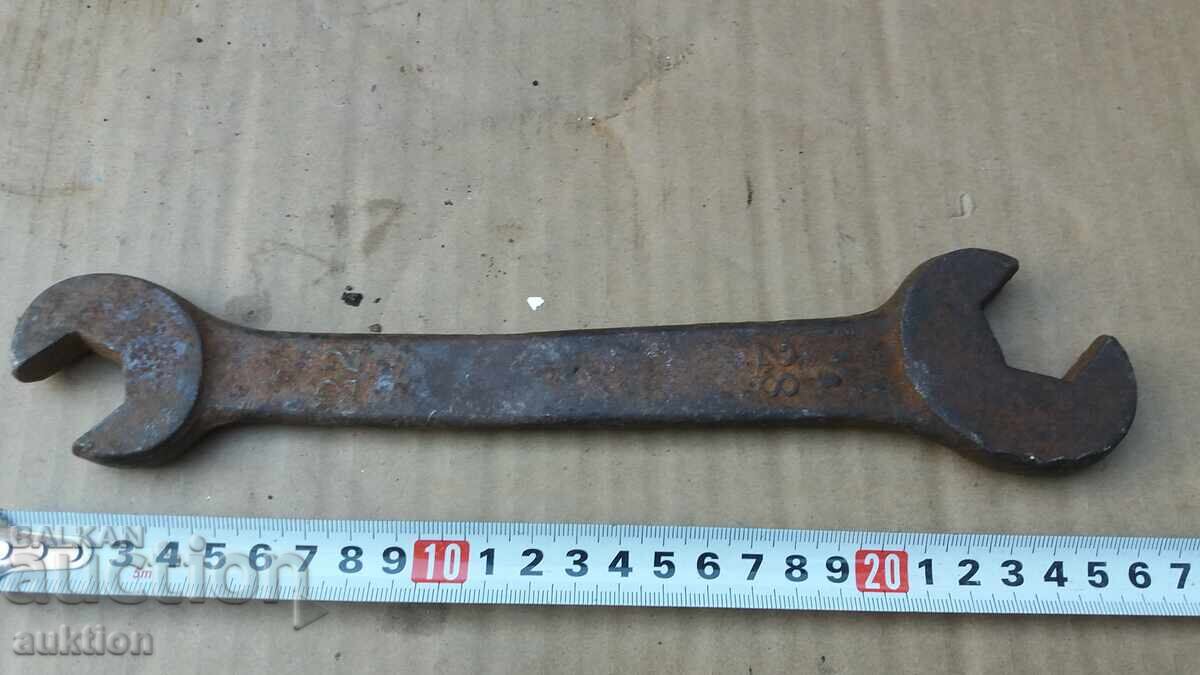 OLD SOCIAL WRENCH - 5