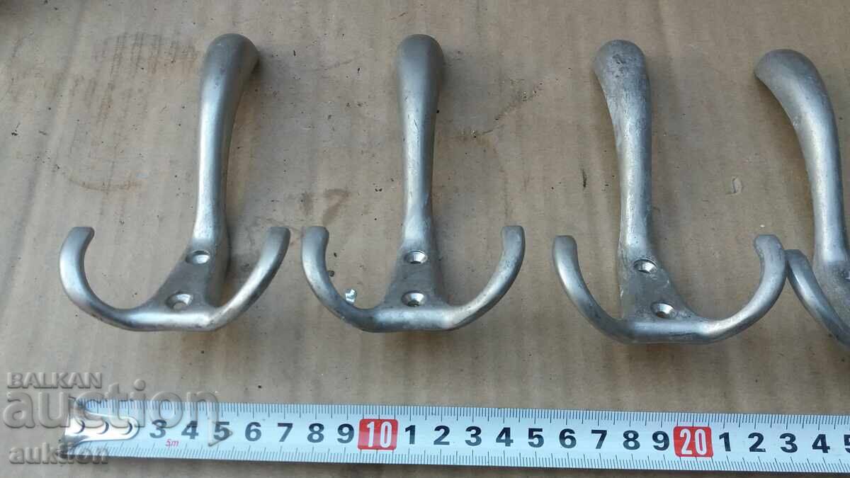 LOT OF 4 SOLID BRONZE HANGERS - 5