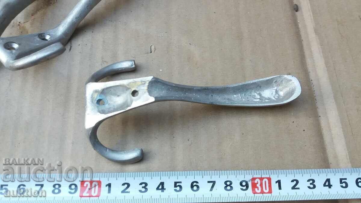 LOT OF 4 SOLID BRONZE HANGERS - 7