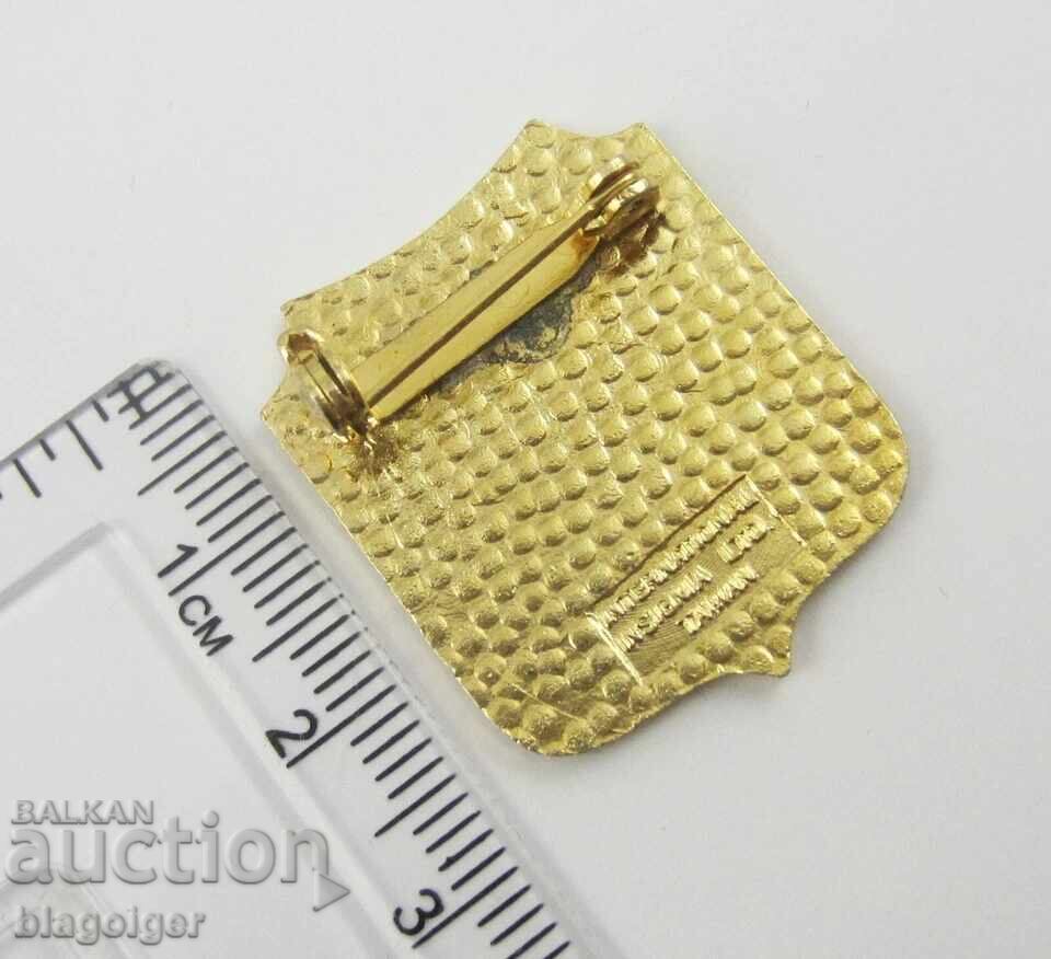 Interesantă Instructoare de Schi - Canada cu preț 15.50 BGN | € 7.93 Interesantă Instructoare de Schi - Canada cu preț 15.50 BGN | € 7.93