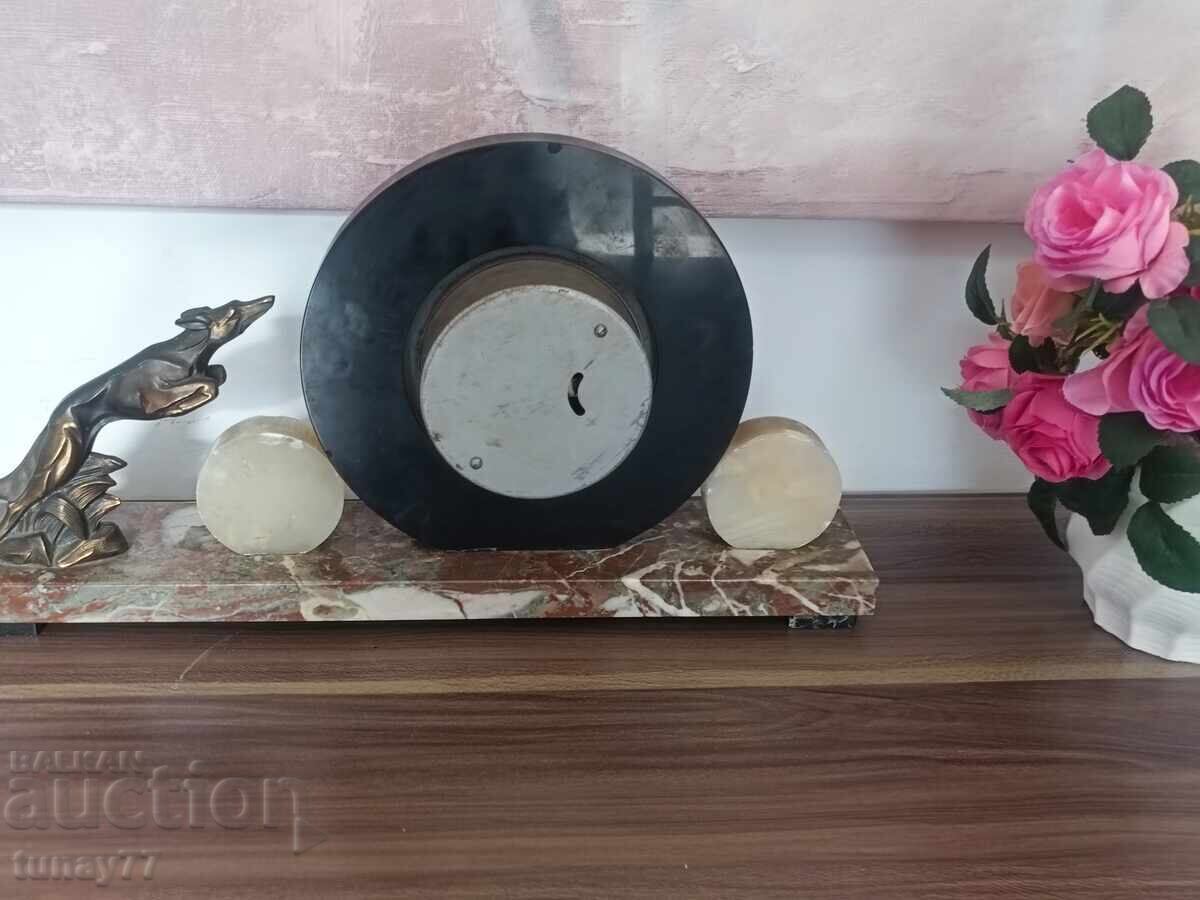 WATCH Mechanical STYLE ART DECO, BLACK AND BEIGE MARBLE Dog with price 29.00 BGN | € 14.83 WATCH Mechanical STYLE ART DECO, BLACK AND BEIGE MARBLE Dog with price 29.00 BGN | € 14.83