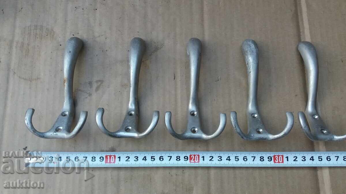 LOT OF 5 SOLID BRONZE HANGERS with price 14.99 BGN | € 7.66