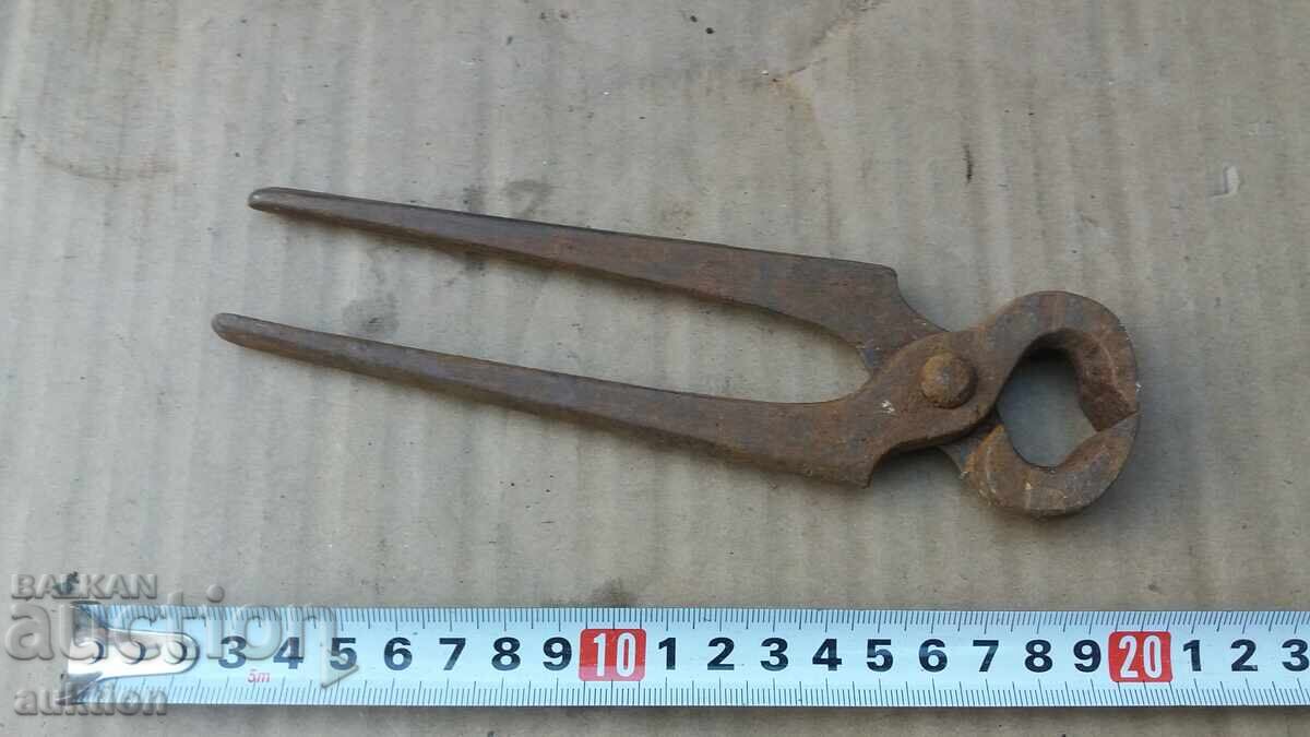 Licitație KERPEDEN SOC Licitație KERPEDEN SOC