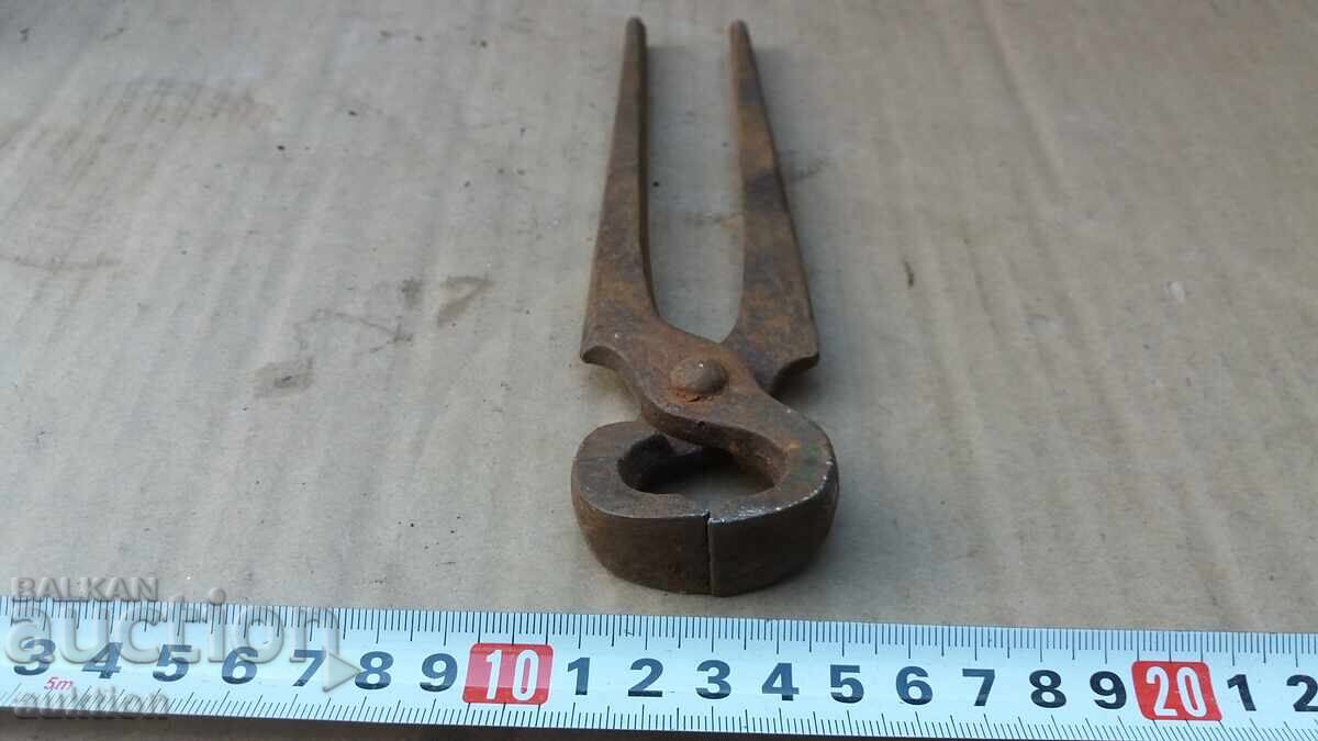 Livrarea KERPEDEN SOC Livrarea KERPEDEN SOC