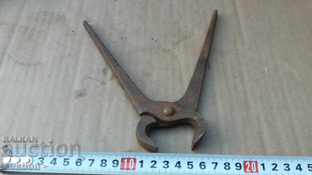 KERPEDEN SOC - 6 KERPEDEN SOC - 6