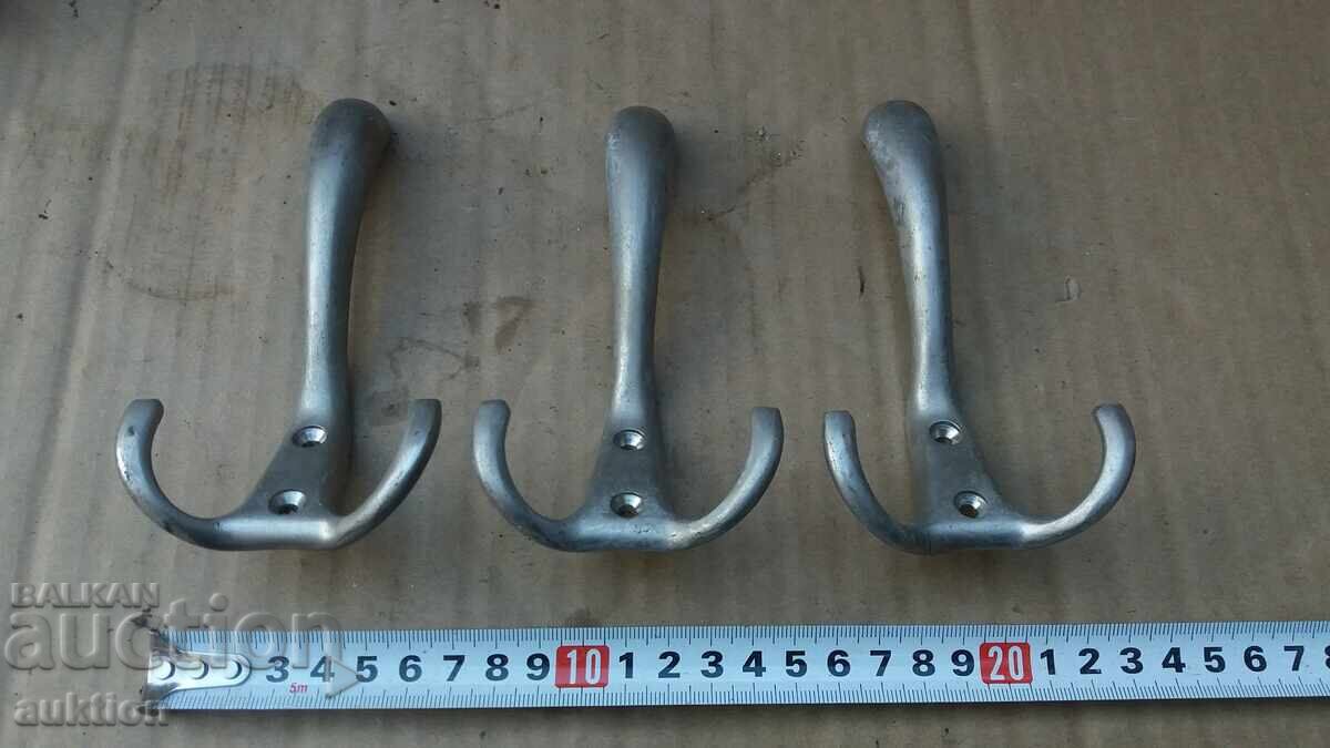 Δημοπρασία Partida ot 3 τεμάχια στιβαρών μπρούτζινων κρεμαστρών