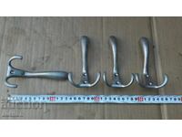 LOT DE 4 BUCĂȚI CUIERI MASIVI DIN BRONZ