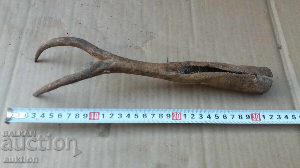 OBIECT VECHI DE RENAȘTERE - VILA DE RENAȘTERE cu preț 9.99 BGN | € 5.11 OBIECT VECHI DE RENAȘTERE - VILA DE RENAȘTERE cu preț 9.99 BGN | € 5.11