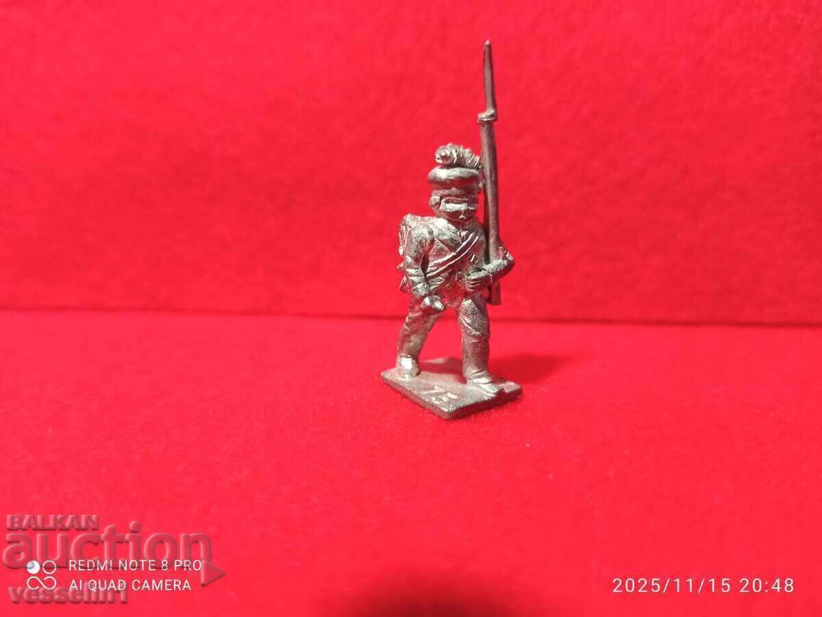 Soldat de plumb vechi din anii '50, necolorat, detaliat Kinder