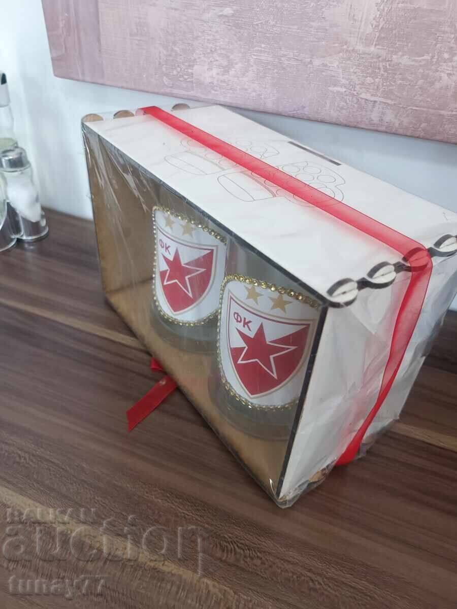 Доставка на Лот  Чаши за Бира Халби „Цървена звезда“ Белград В дървена к