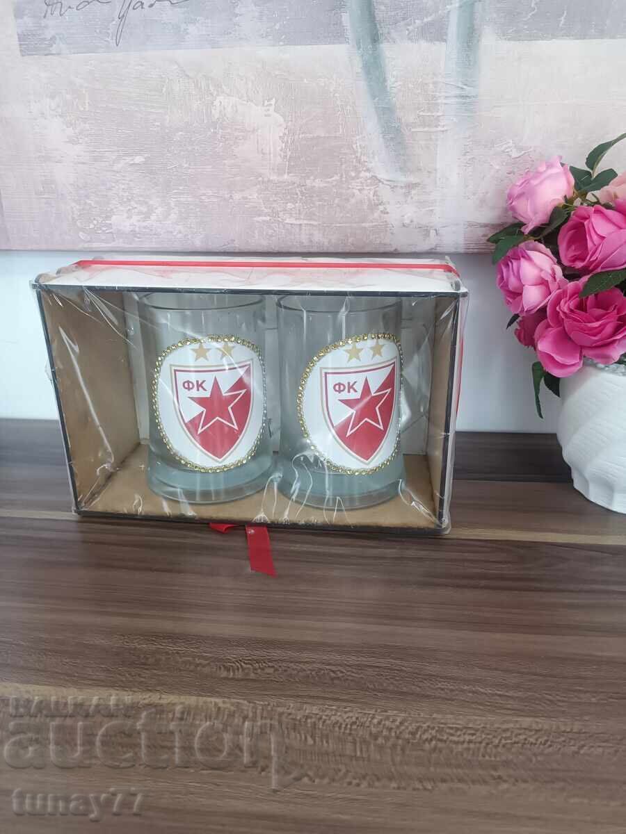 Лот  Чаши за Бира Халби „Цървена звезда“ Белград В дървена к