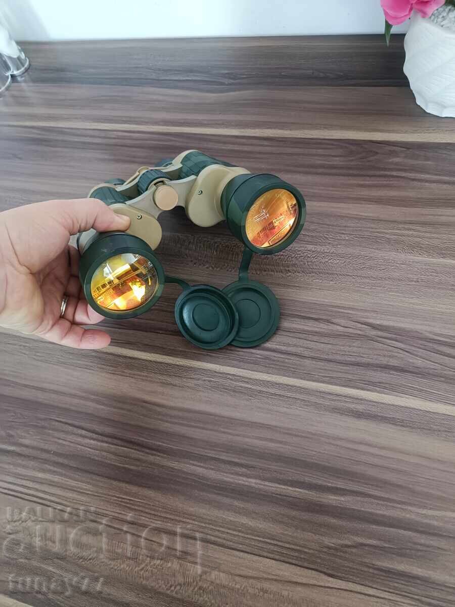 Vintage binoculars with markings with price 12.00 BGN | € 6.14 Vintage binoculars with markings with price 12.00 BGN | € 6.14