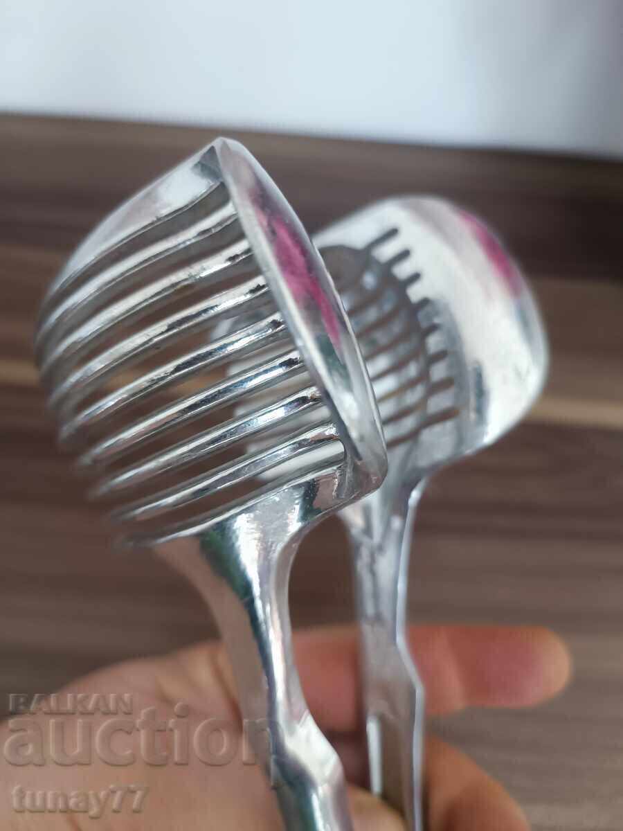 Hand-held stainless steel cutter for fruits and other things with price 10.00 BGN | € 5.11