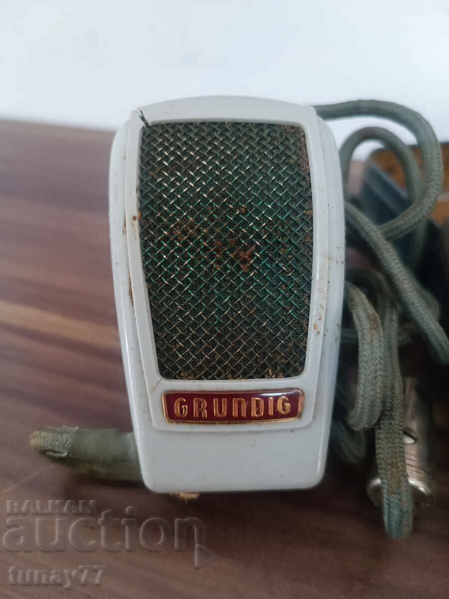 Grundig Dynamic Microphone GDM 12 Beige West Germany in Original Box - 6