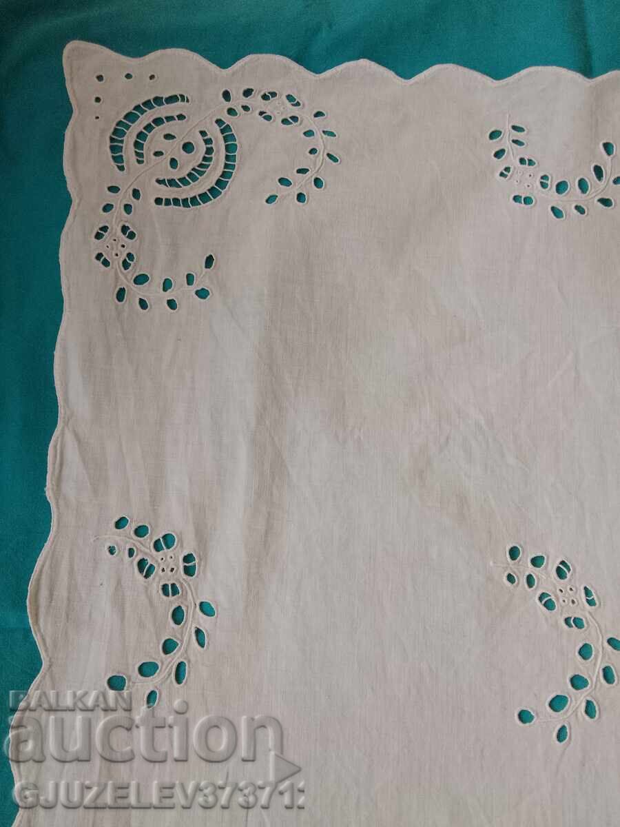 Vintage embroidered tablecloth cutwork - 7