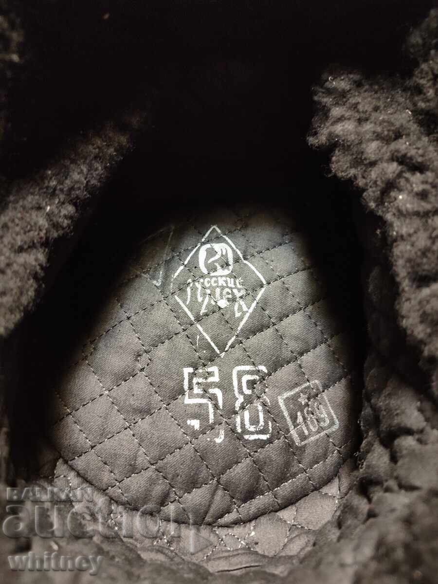 Delivery of USSR Ushanka Delivery of USSR Ushanka