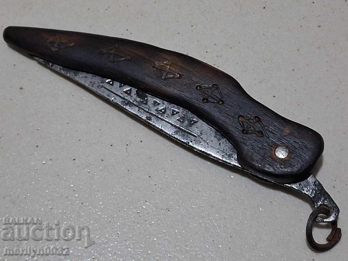 Very old knife leg with price 59.00 BGN | € 30.17