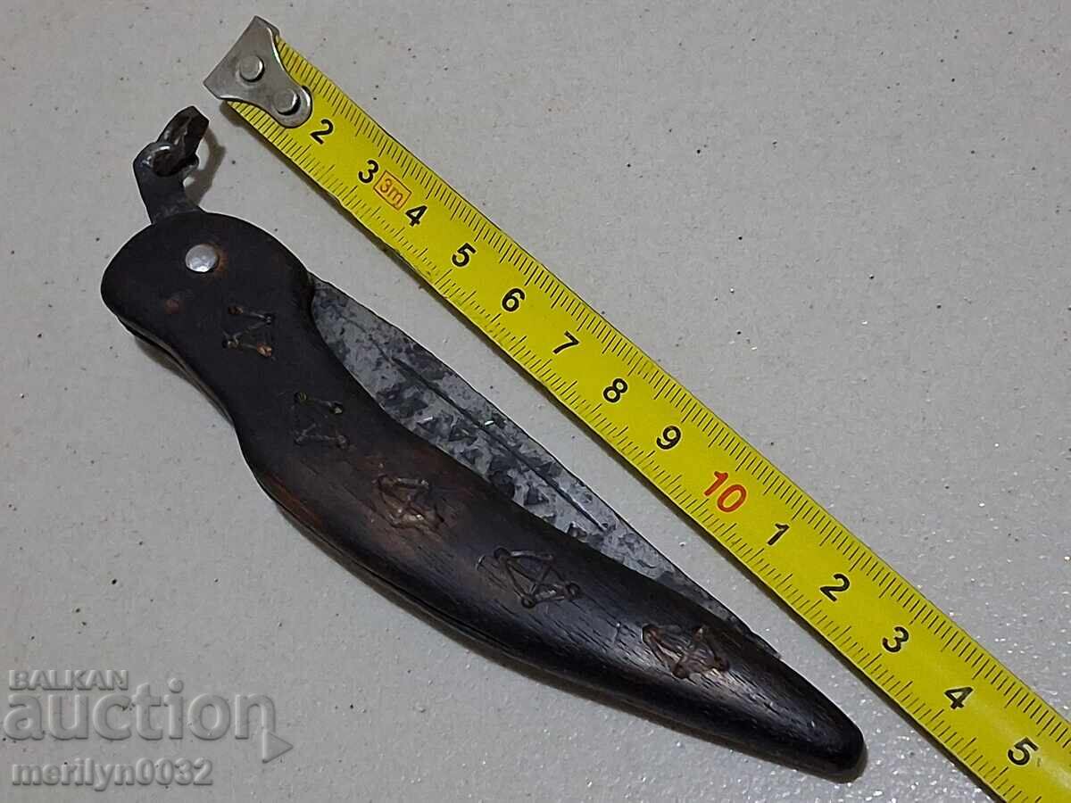 Very old knife leg - 7