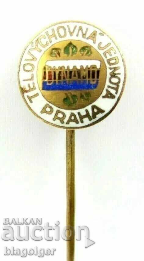 Футбол-Стара значка-Емайл-ФК ДИНАМО ПРАГА с цена 11.99 лв. | € 6.13