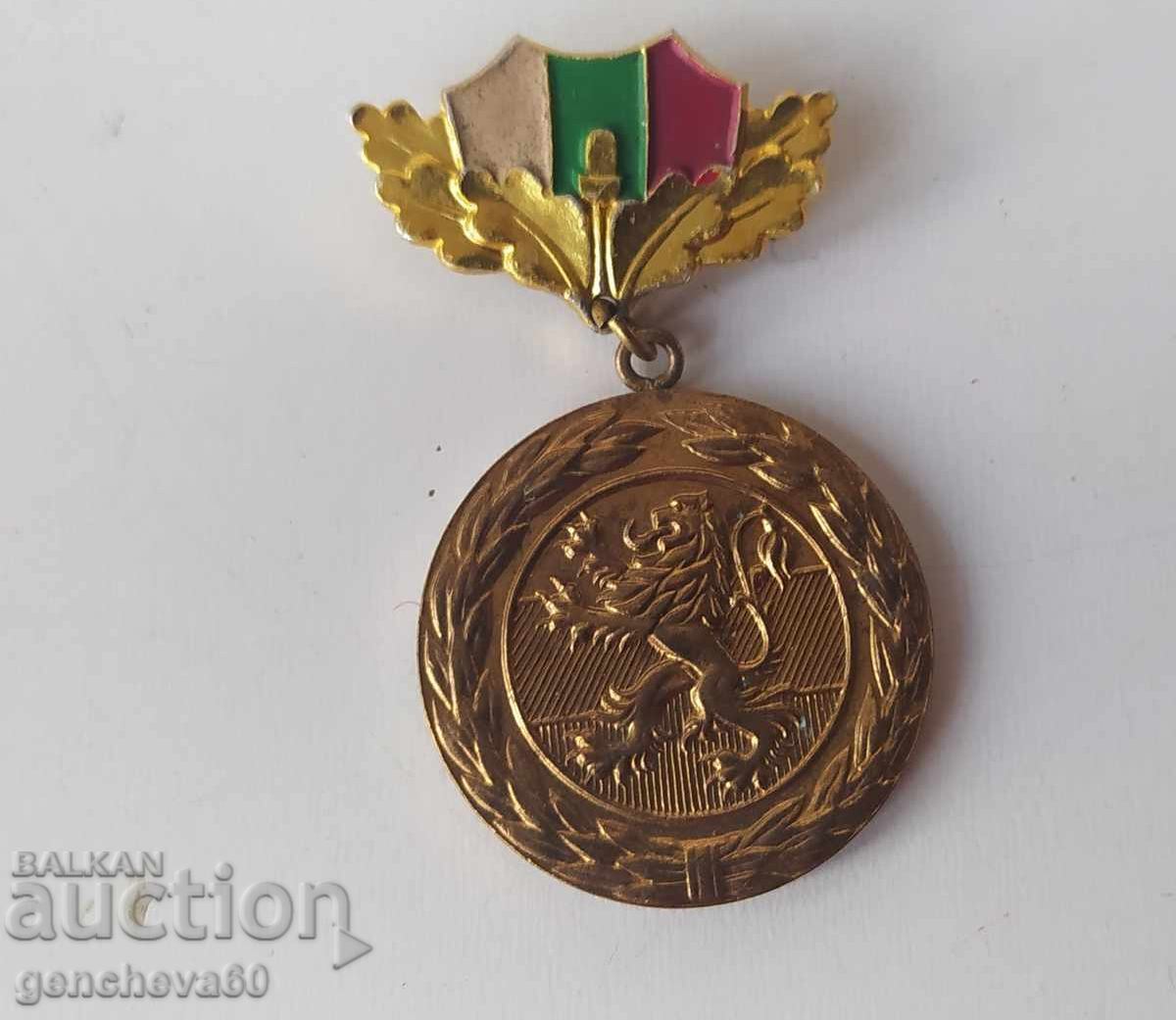 Медал знак Ветеран от войните