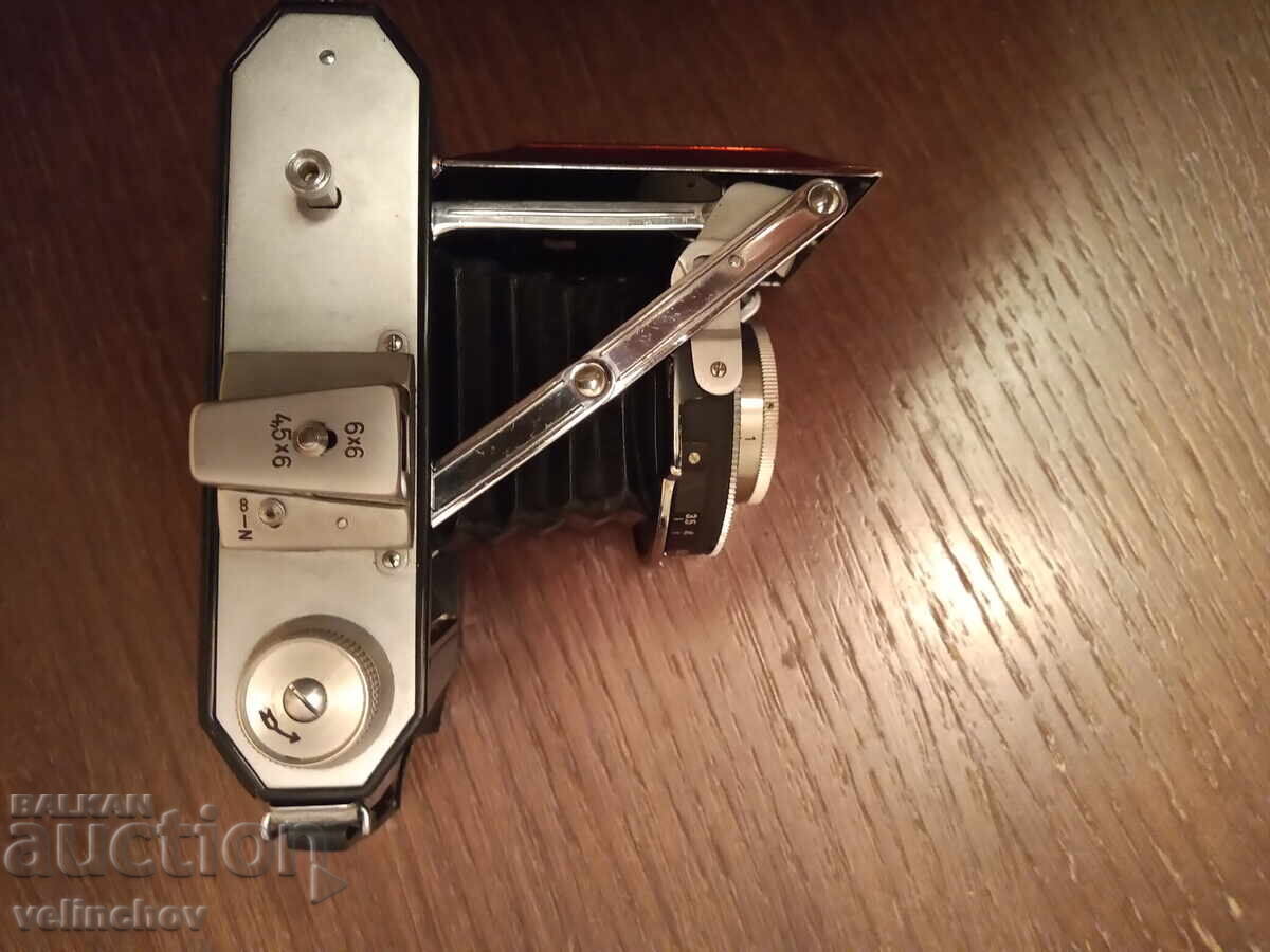 Φωτογραφική μηχανή RHEINMETALL WELTAX - γερμανική, αναδιπλούμενη, με φυσητήρα με τιμή 360.00 BGN | € 184.07