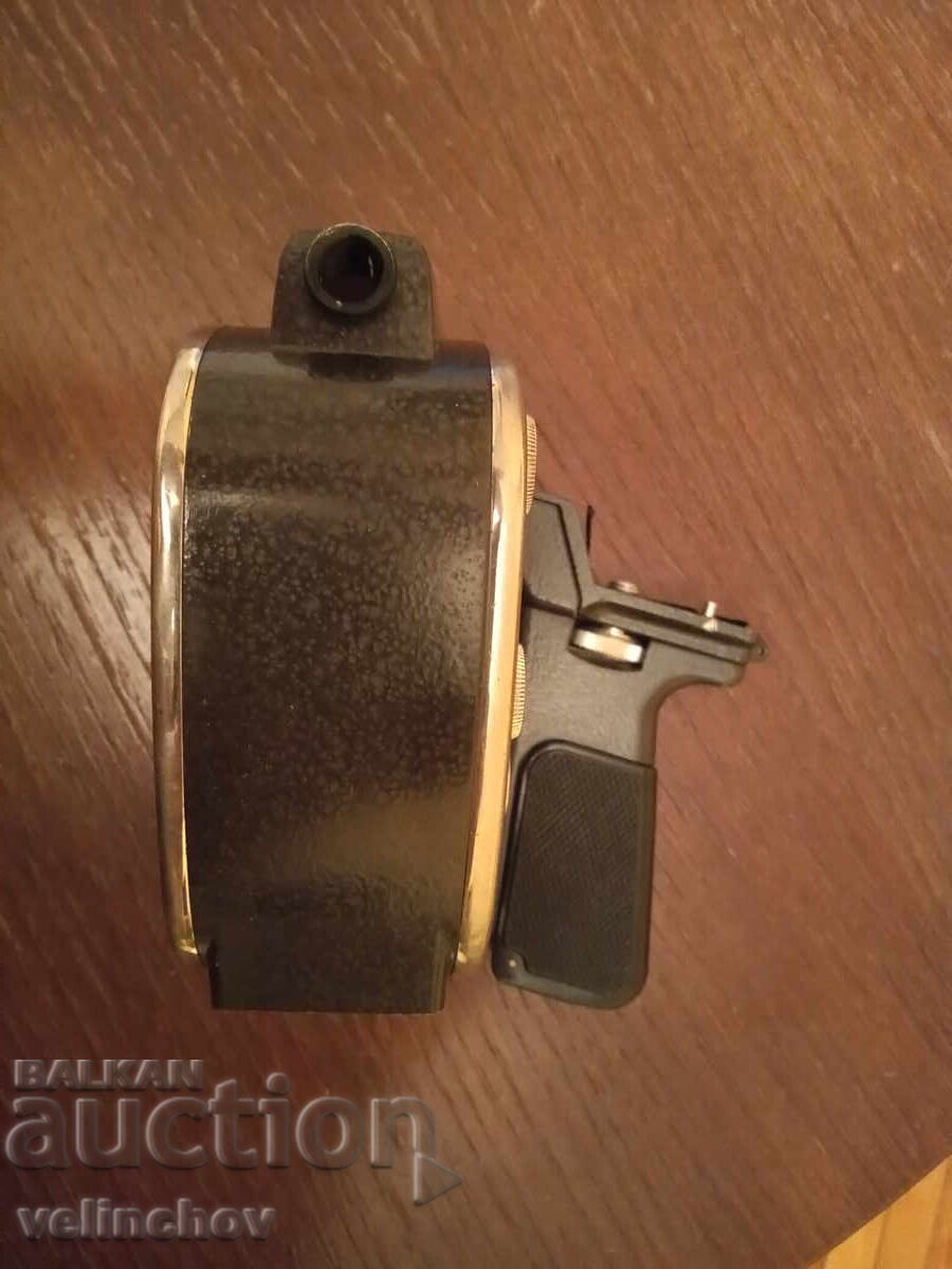 Cameră de film manuală QUARZ cu preț 500.00 BGN | € 255.65 Cameră de film manuală QUARZ cu preț 500.00 BGN | € 255.65