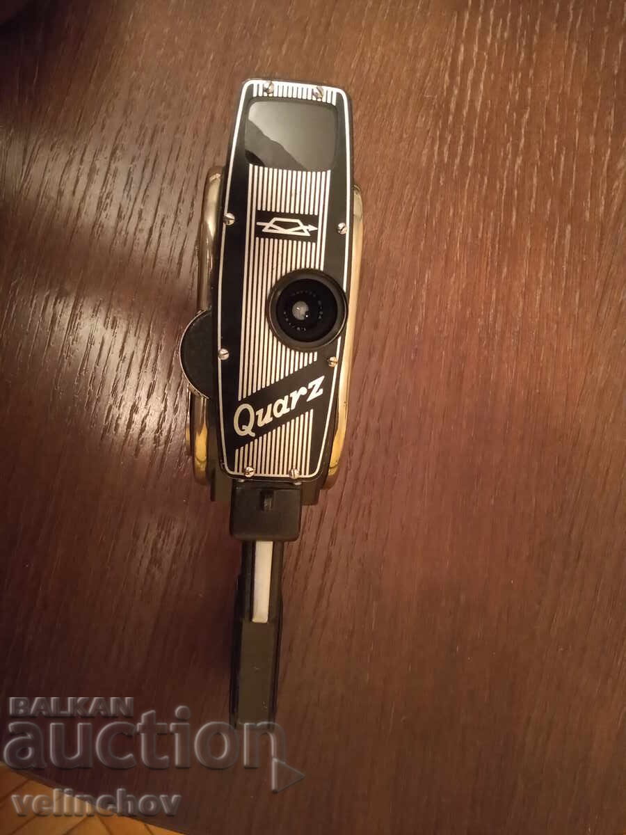 Livrarea Cameră de film manuală QUARZ Livrarea Cameră de film manuală QUARZ