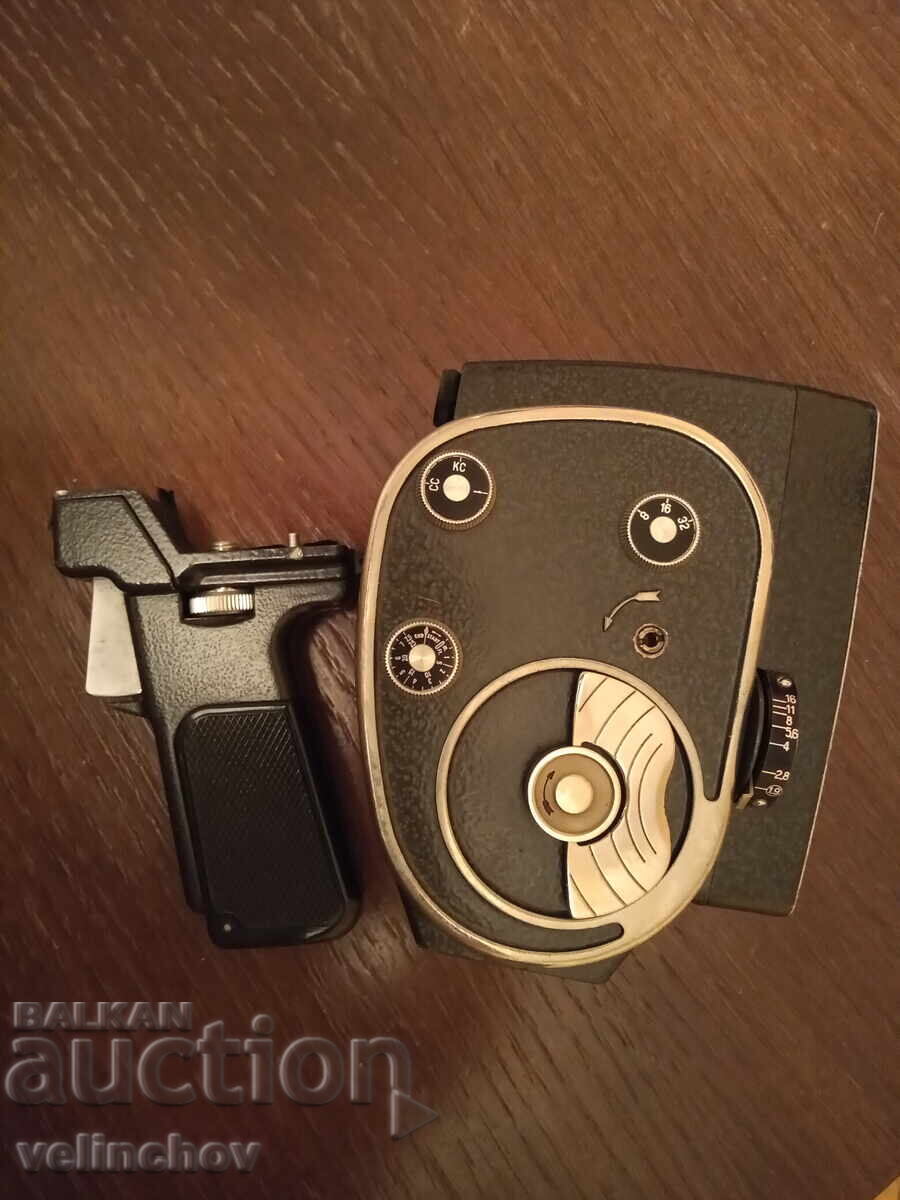 Cameră de film manuală QUARZ - 6 Cameră de film manuală QUARZ - 6