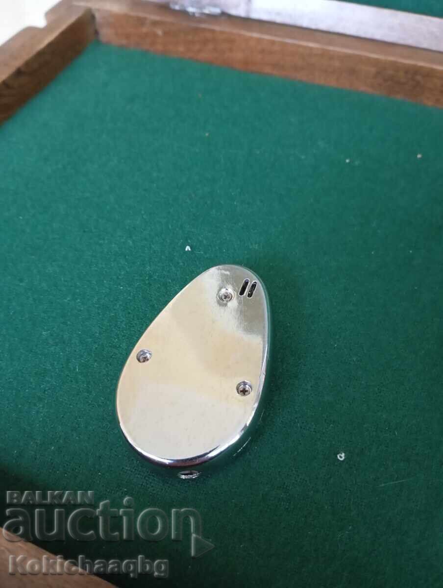 Auction  Metal Lighter