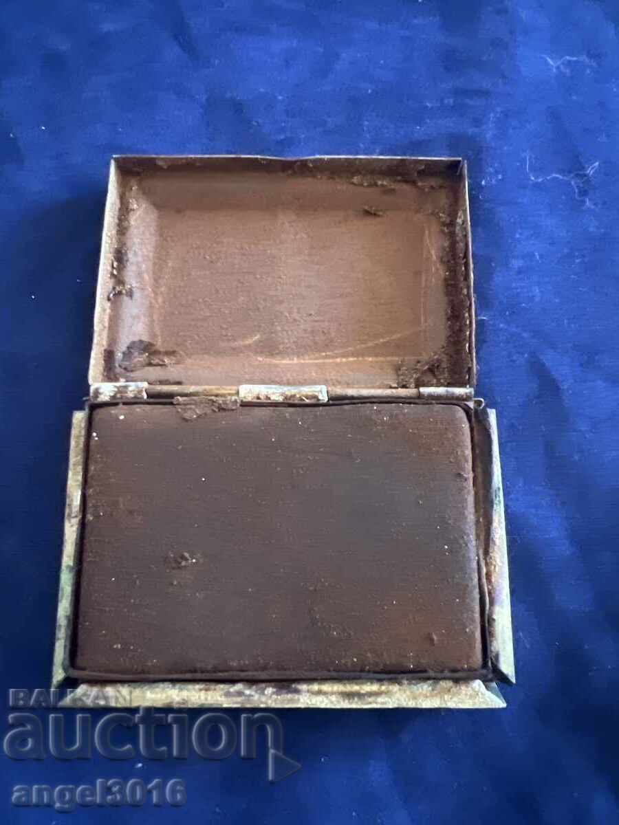 Old vintage Pelikan stamp pad in a metal case with price 9.99 BGN | € 5.11