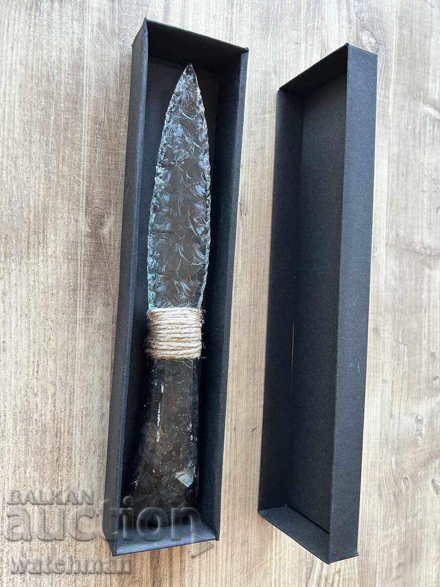 Γυάλινο μαχαίρι με λαβή από όνυχα #1 - 6 Γυάλινο μαχαίρι με λαβή από όνυχα #1 - 6