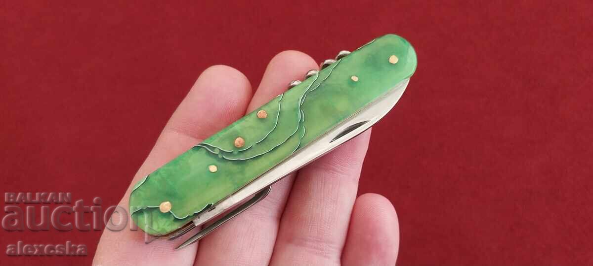Auction Thorn pocket knife Auction Thorn pocket knife