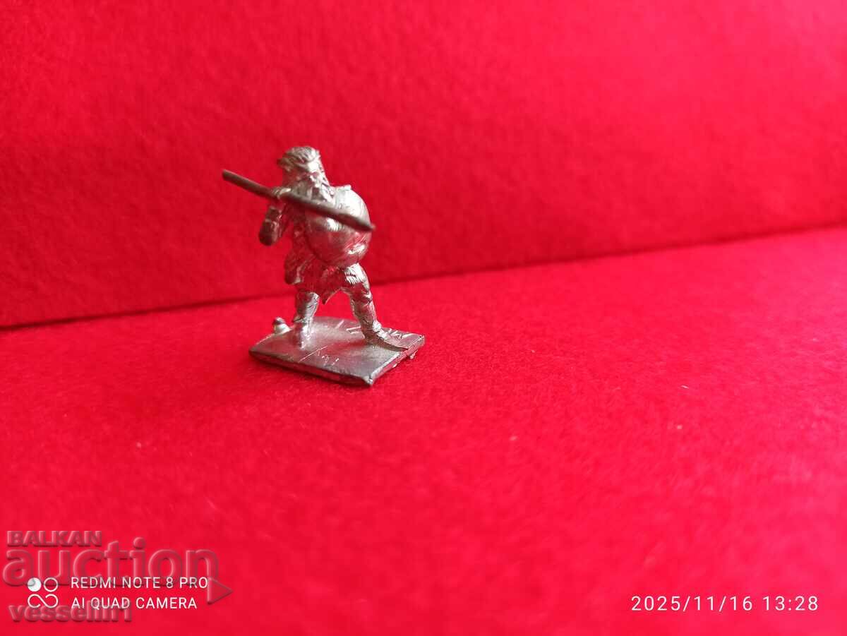 Soldat de plumb vechi din anii '50, necolorat, detaliat Kinder