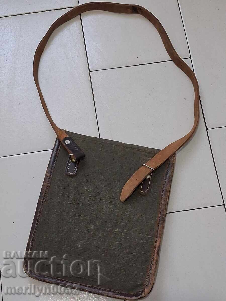 Auction  Canvas Commander Bag