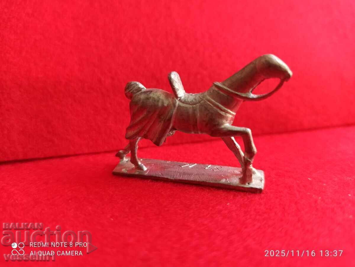 Soldat de plumb vechi din anii '50, necolorat, detaliat Kinder