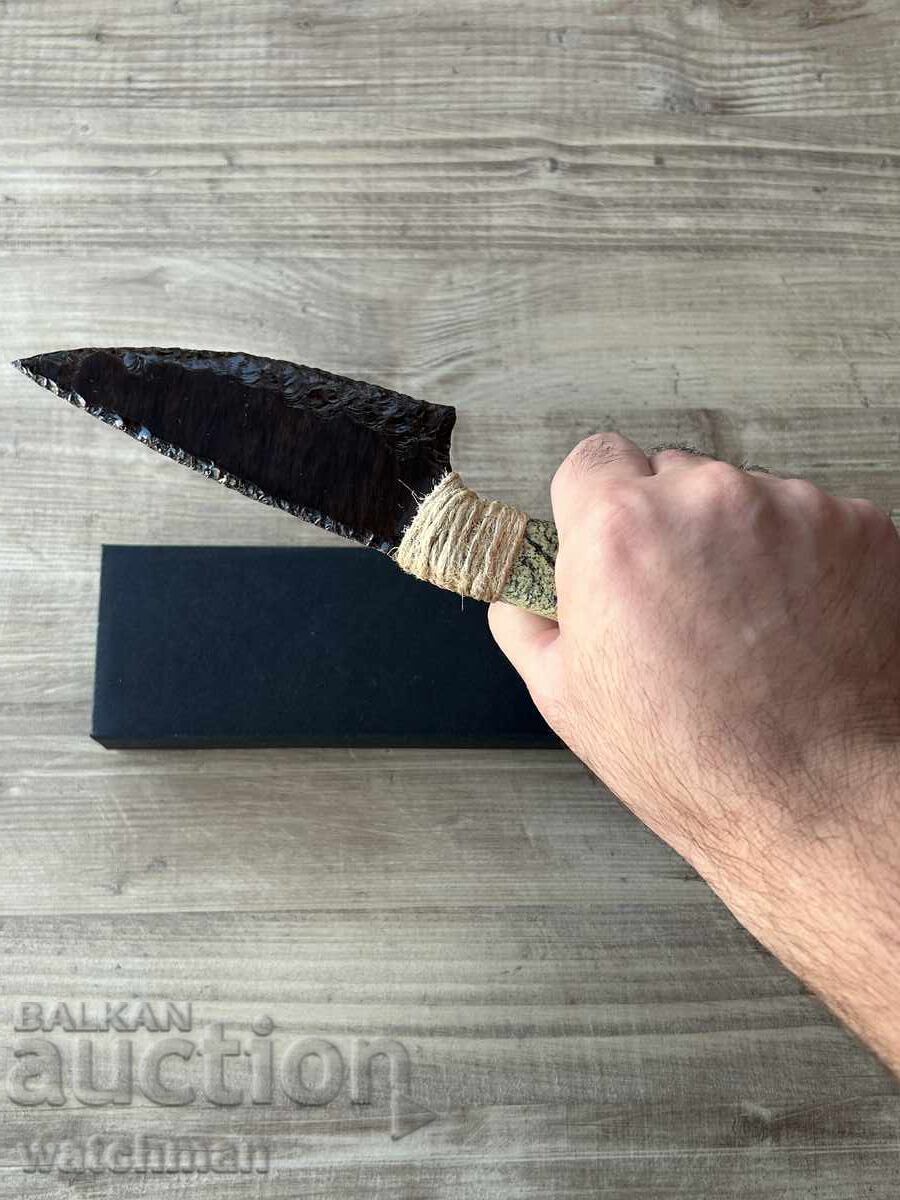 Auction Obsidian knife with onyx handle #6 Auction Obsidian knife with onyx handle #6