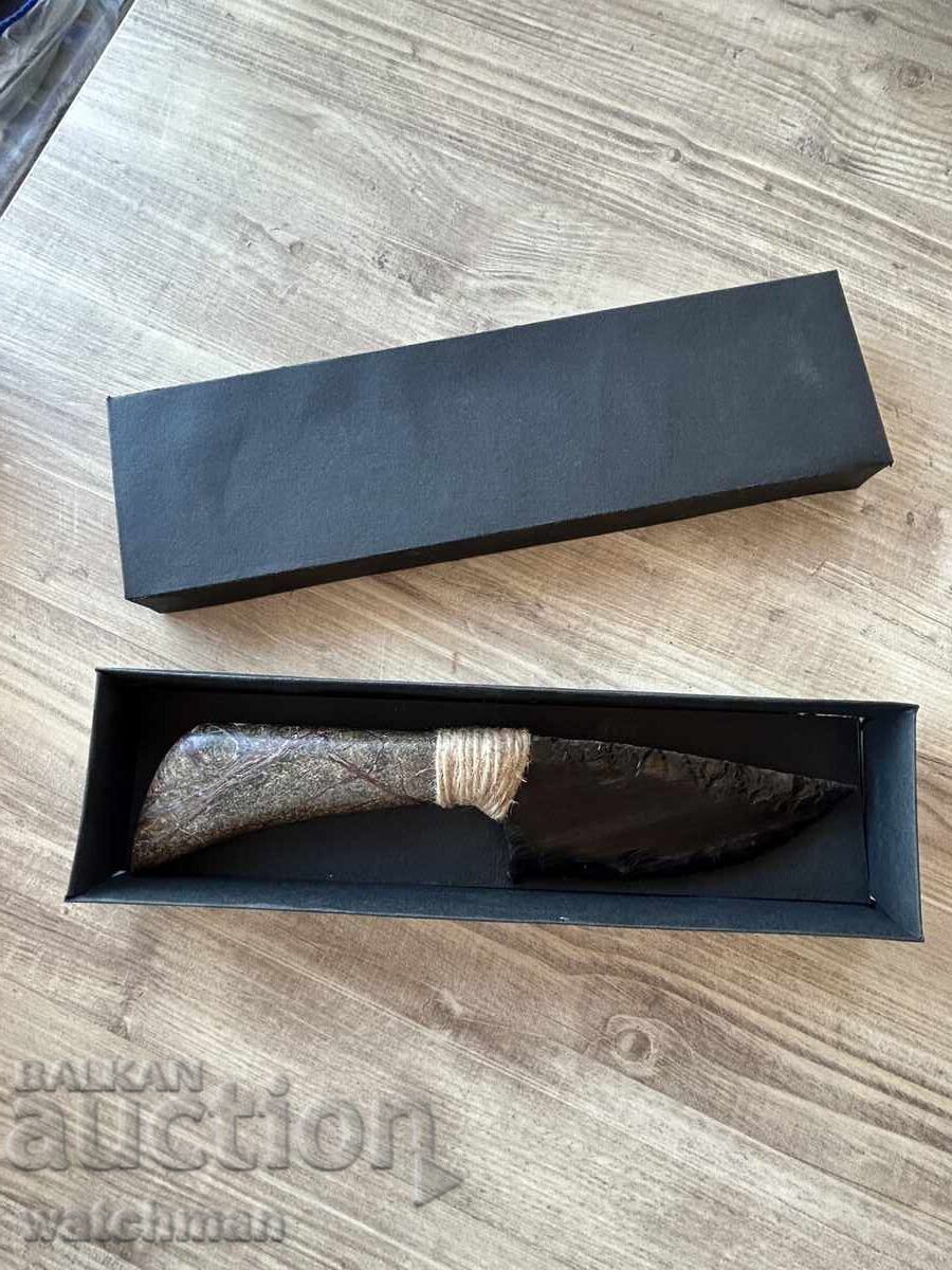 Delivery of Obsidian knife with onyx handle #9