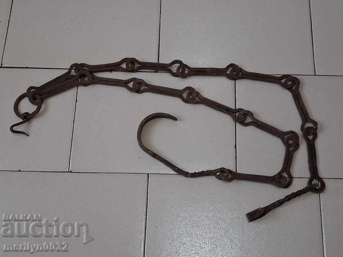 Стара кована верига с кука, ченгел за огнище куки синджир с цена 44.00 лв. | € 22.50 Стара кована верига с кука, ченгел за огнище куки синджир с цена 44.00 лв. | € 22.50