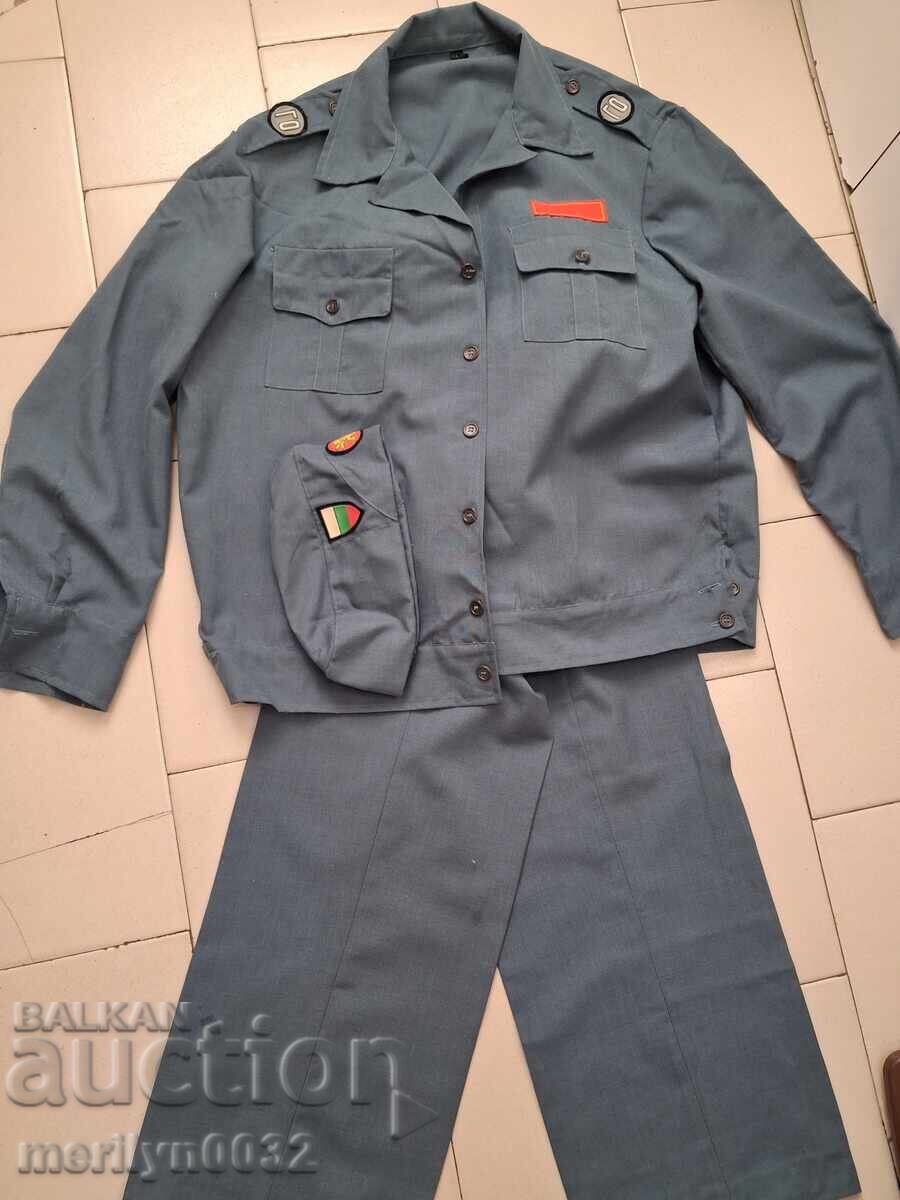Licitație Uniformă Apărare Civilă jachetă pantaloni chipiu 5 bucăți OSO Licitație Uniformă Apărare Civilă jachetă pantaloni chipiu 5 bucăți OSO