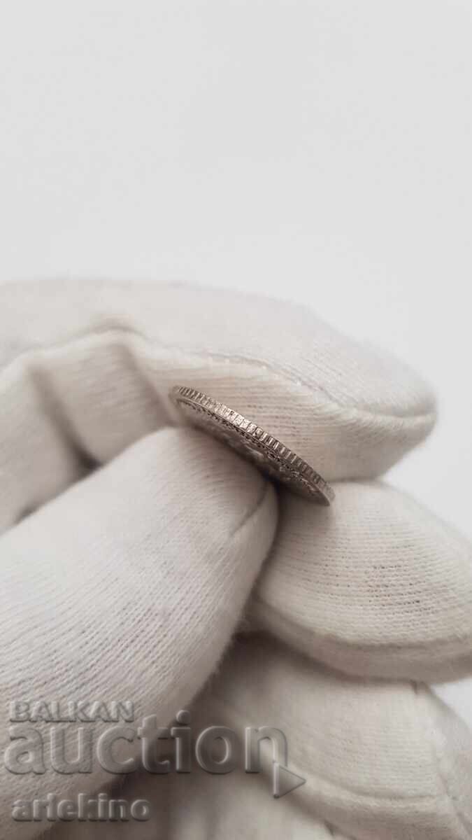 Доставка на Колекционна сребърна монета 1/2 марка 1915