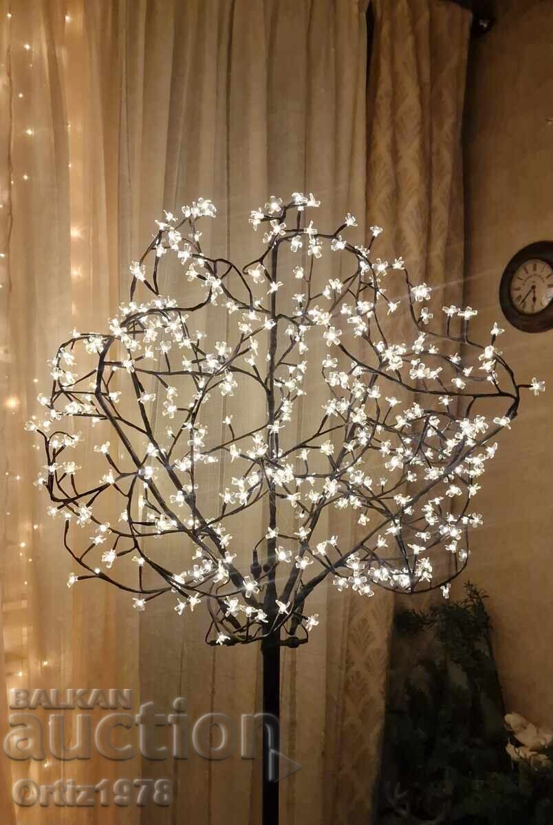 Έκπτωση! Χριστουγεννιάτικο εξωτερικό δέντρο, 400 λαμπάκια, 2μ - 5