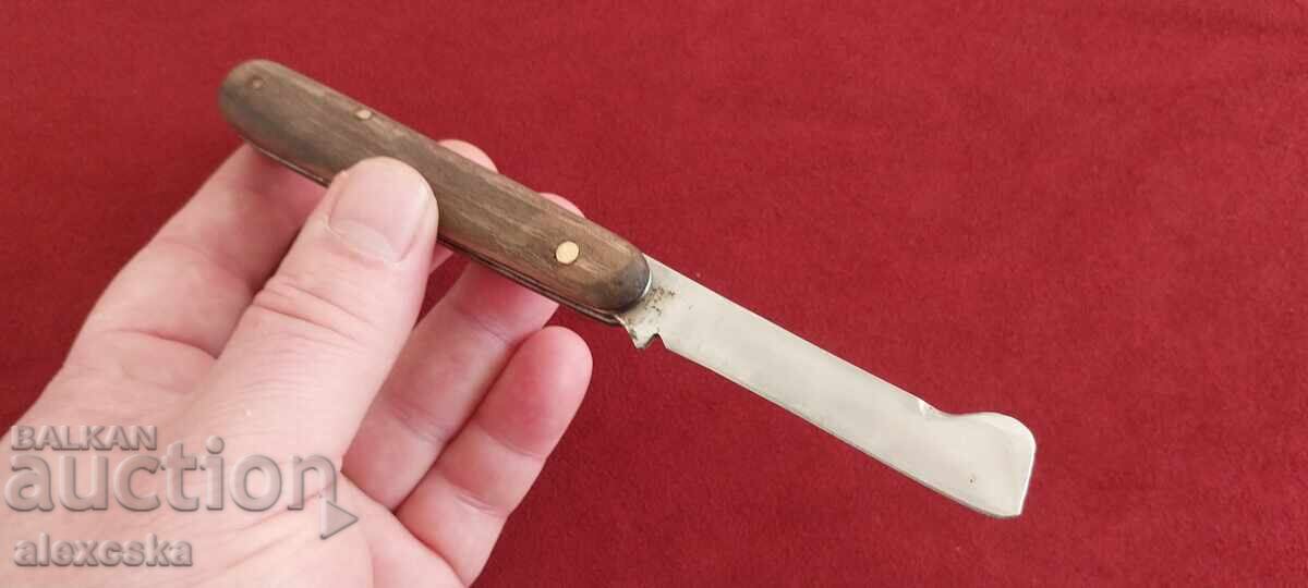 Pocket grafting knife with price 28.00 BGN | € 14.32