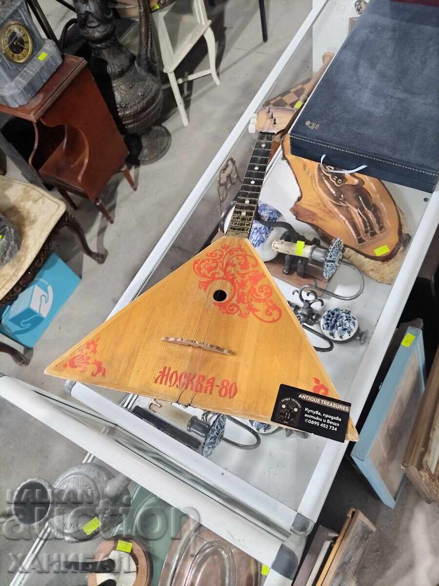 OLD BALALAIKA, MOSCOW OLD BALALAIKA, MOSCOW