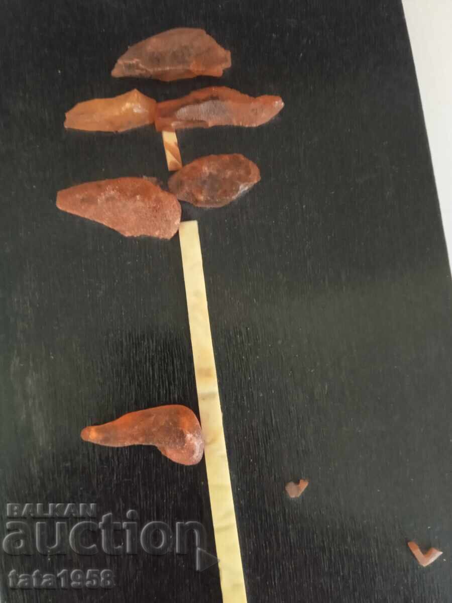 Licitație Tablou cu chihlimbar baltic 29*15 cm Licitație Tablou cu chihlimbar baltic 29*15 cm