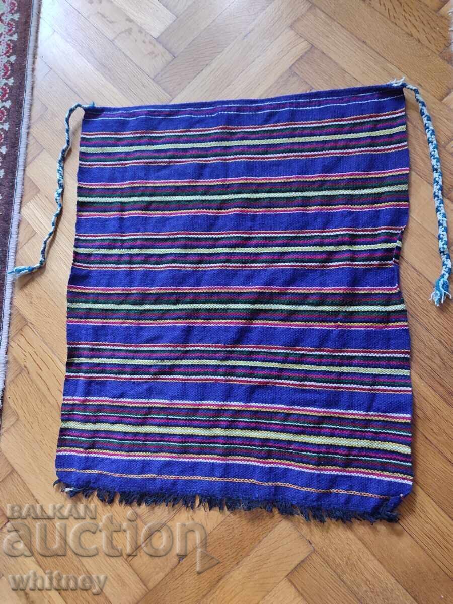 Παλιά ποδιά 2