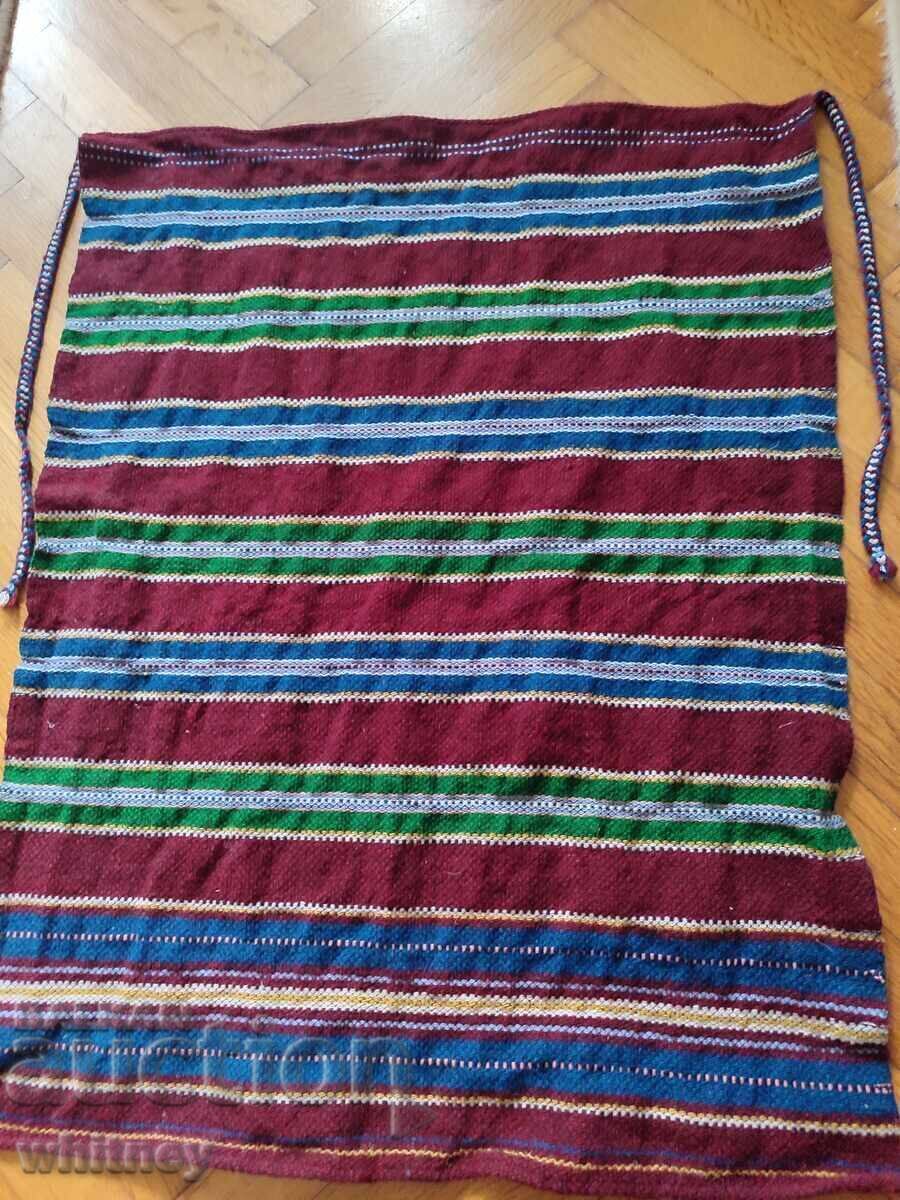 Стара престилка 4 с цена 9.99 лв. | € 5.11 Стара престилка 4 с цена 9.99 лв. | € 5.11