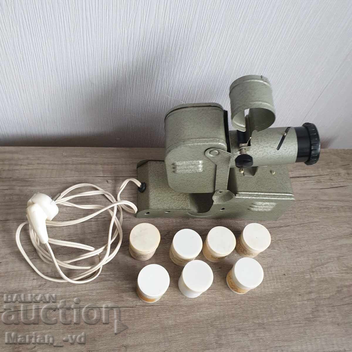 Projector with 7 children's films for projection - 6 Projector with 7 children's films for projection - 6