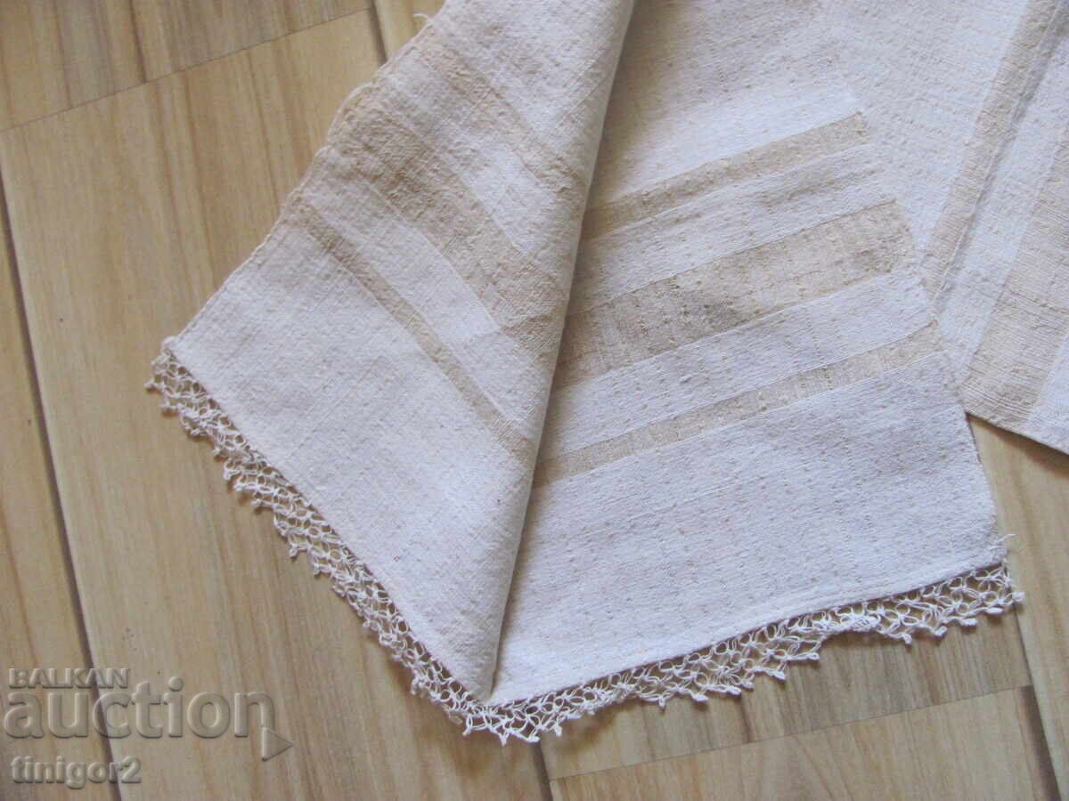 19th century linen towels with hand-crocheted lace - 2 pieces with price 27.00 BGN | € 13.80 19th century linen towels with hand-crocheted lace - 2 pieces with price 27.00 BGN | € 13.80